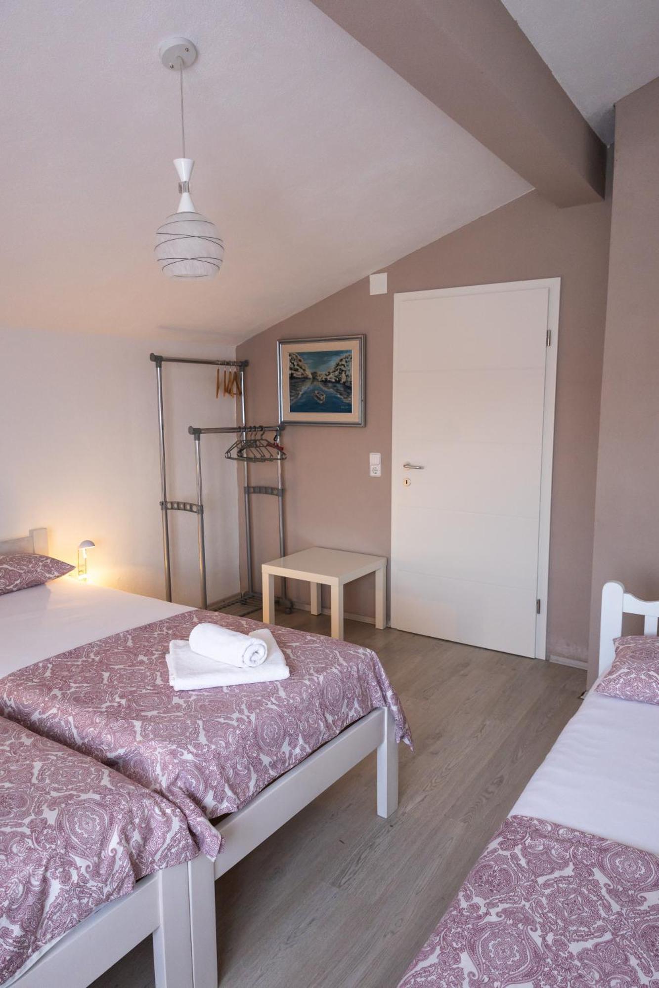 Apartments Anita Kruševo エクステリア 写真