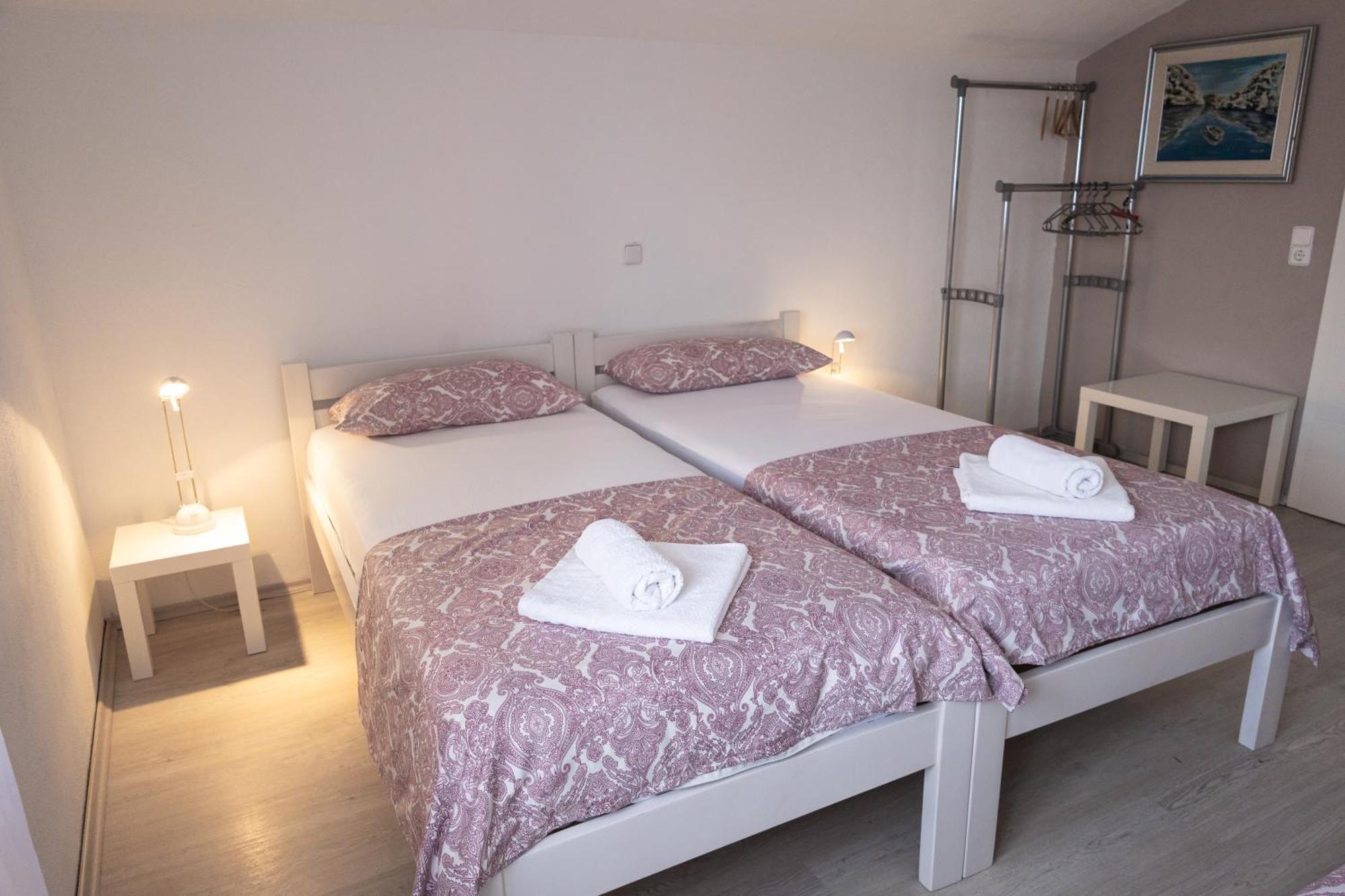 Apartments Anita Kruševo エクステリア 写真