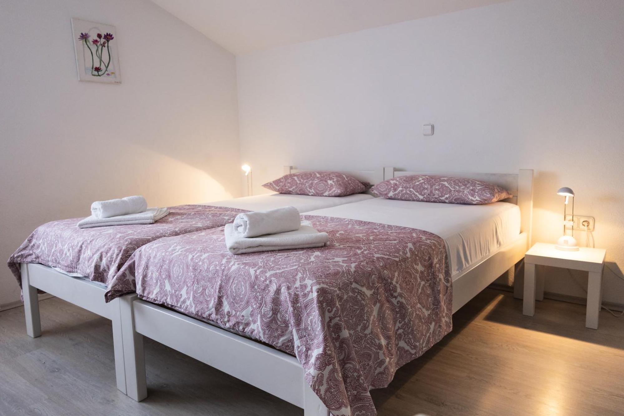 Apartments Anita Kruševo エクステリア 写真