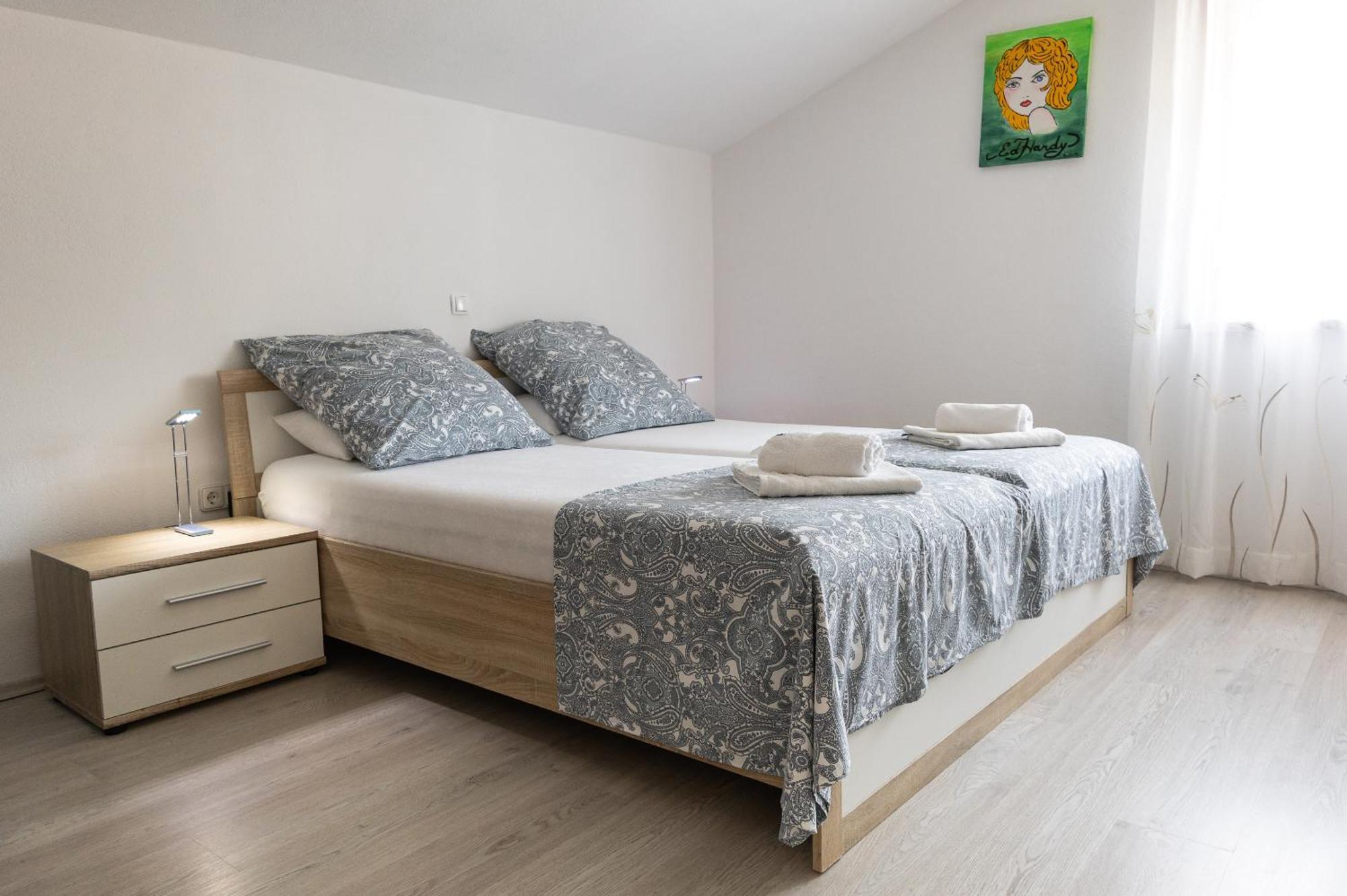 Apartments Anita Kruševo エクステリア 写真
